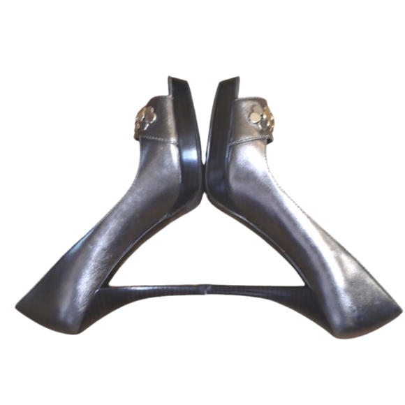 Calvin Klein Caleigh Metallic Leather Peep Toe Pumps Silver Platform Hee… - Picture 2 of 12